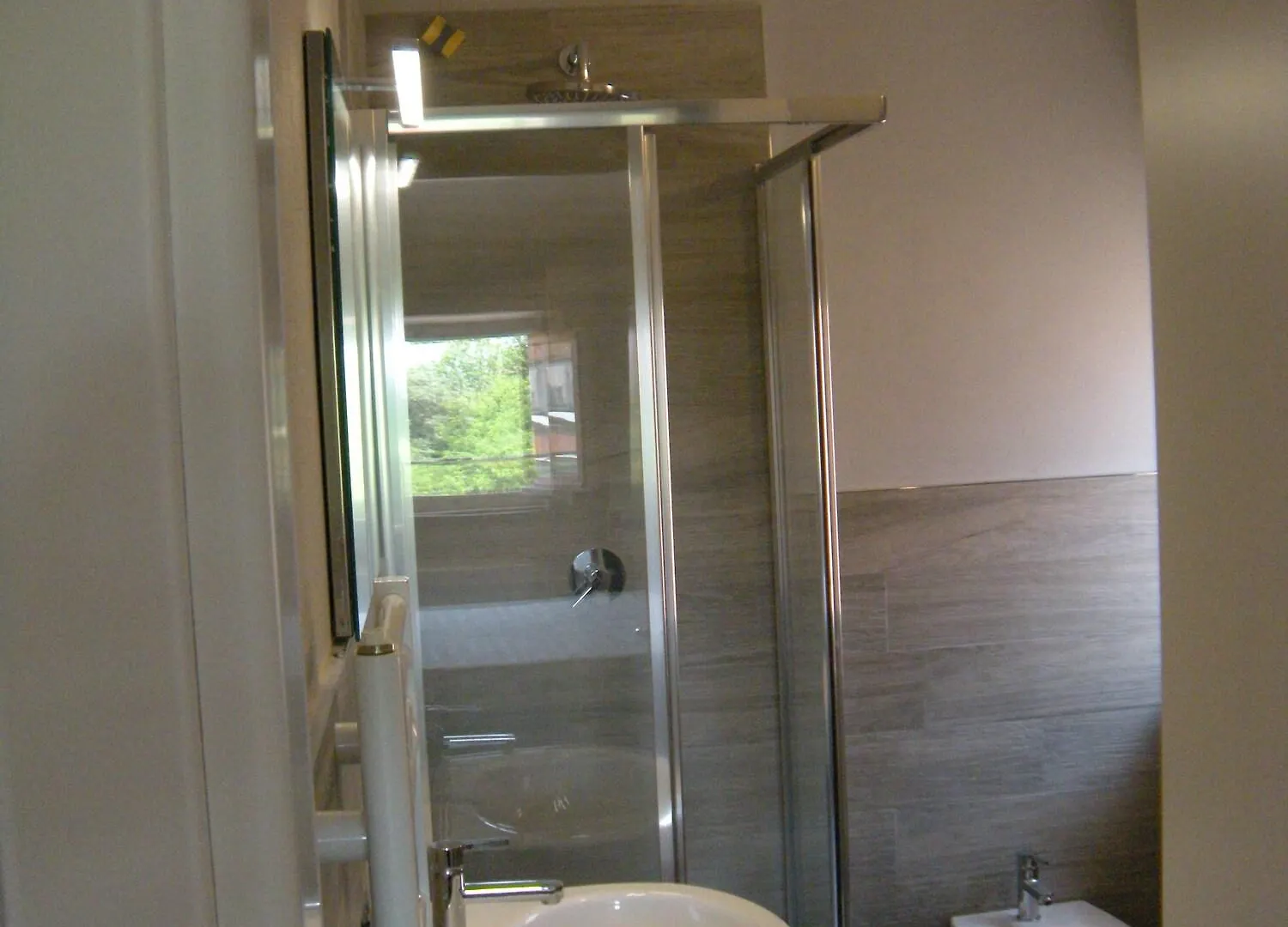 Hotel Miro 몬테카티니테르메