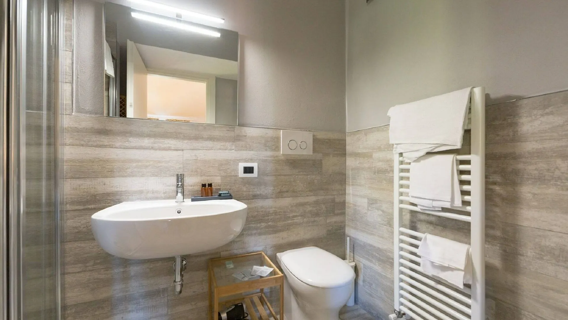 Hotel Miro 몬테카티니테르메